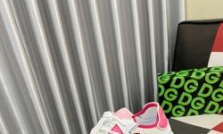 Кросівки D&G жіночі з принтом в кольорах фото 2