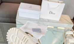 Сандалі Dior шкіряні в кольорах фото 2