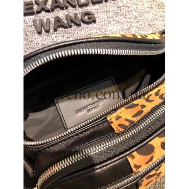 Поясная сумка Alexander Wang фото 1