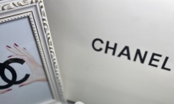 Міні-сумочка Chanel стьобана в кольорах фото 1