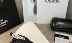Очки Chanelв чехле с лого фото 1