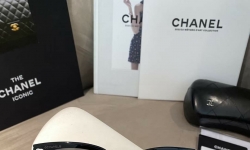 Очки Chanelв чехле с лого фото 4