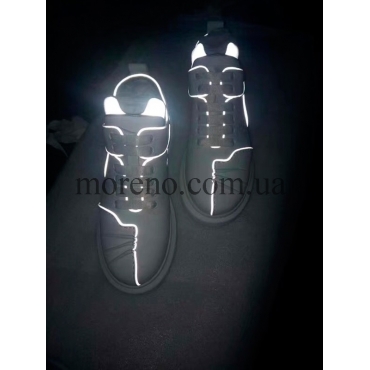 Кроссовки Alexander McQueen светящиеся фото 2