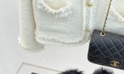 Сліпери Chanel шкіряні на хутрі фото 5