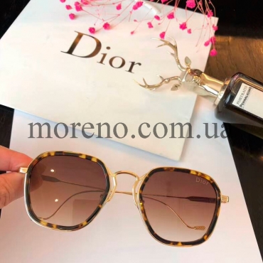 Очки Dior в разных цветах
